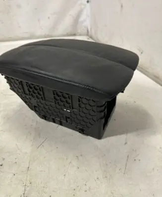 BMW X6 E71 Armrest 