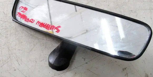 Subaru Outback Rear view mirror (interior) E13010836