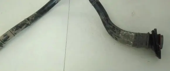 Fuel tank filler neck pipe