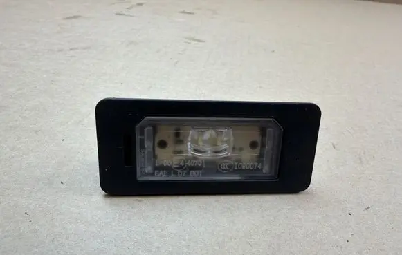Alpine B3 B4 B5 B6 E90 E91 E92 E93 Number plate light 7193293