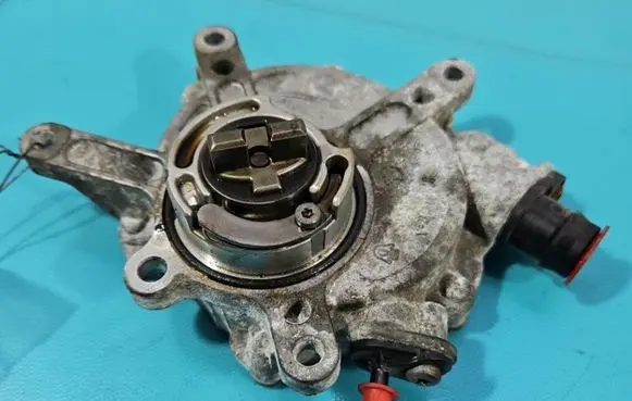 Mercedes-Benz CLS C218 X218 Vacuum pump A2780105703 IMPRK1409860