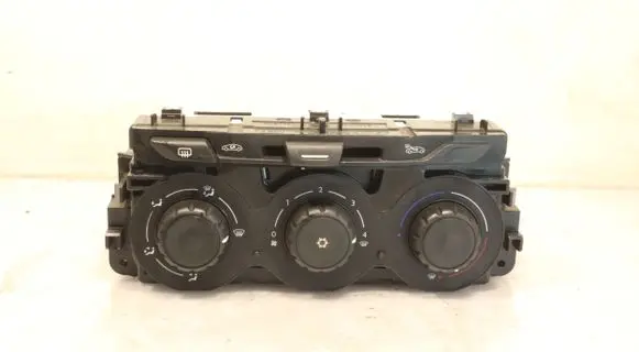 Peugeot 301 Interior fan control switch 