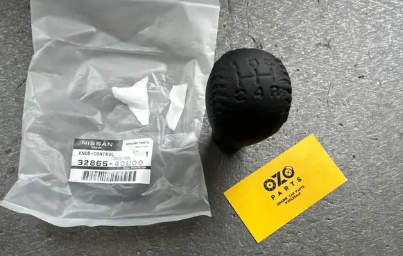 Nissan Patrol Y61 Gear shift switch/knob 3286540U00