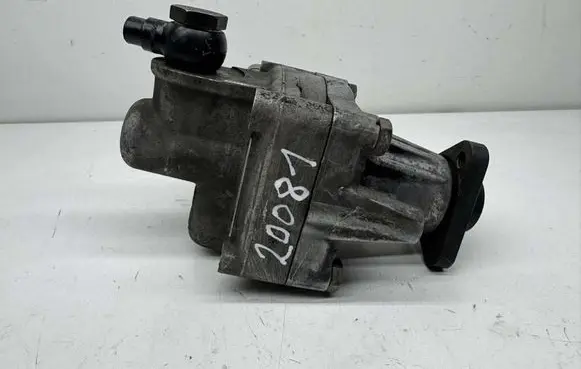 Audi 100 S4 C4 Power steering pump 7681955265 6666720 048145155F