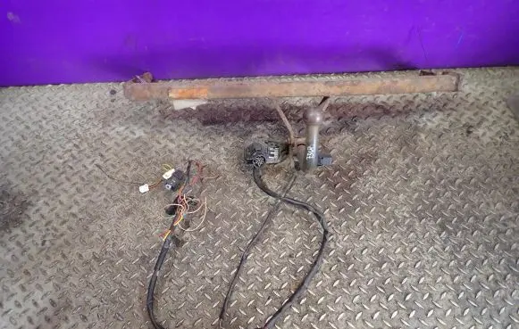Nissan Primera Tow bar 