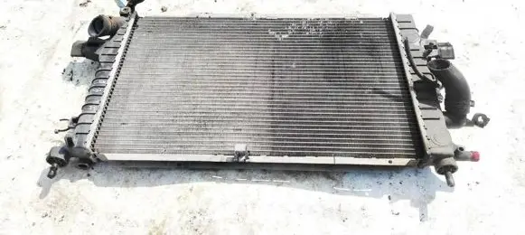 Opel Astra H Coolant radiator 13152319 1125C