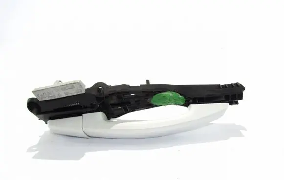 Chevrolet Orlando Rear door exterior handle 95960460