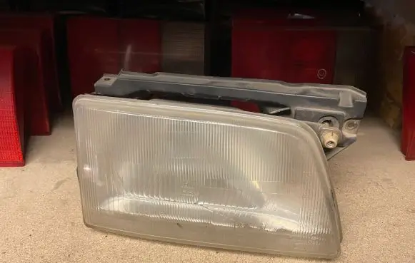 Opel Kadett E Headlight/headlamp 03754748