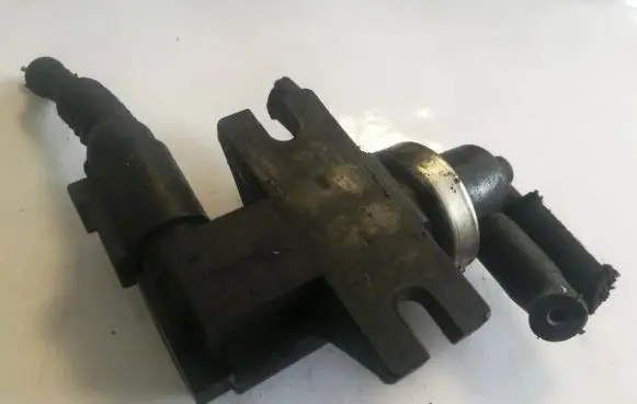 Volkswagen Sharan Turbo solenoid valve 1J0906627 72290320