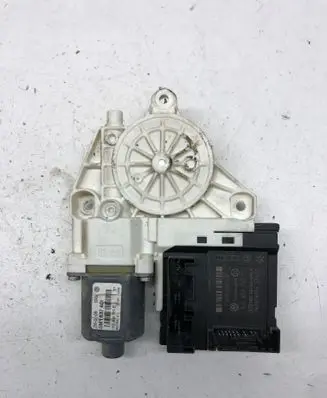 Volkswagen Golf Plus Front door window regulator motor 1K0959793C F005S00149 5M1837401