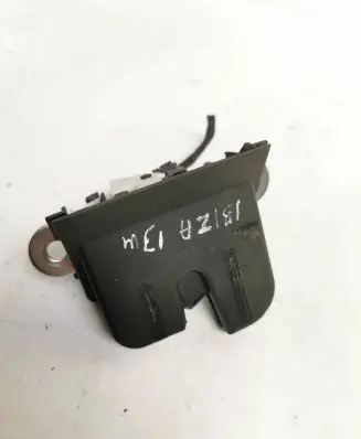 Seat Ibiza IV (6J,6P) Tailgate/trunk/boot lock/catch/latch 6J3827505A