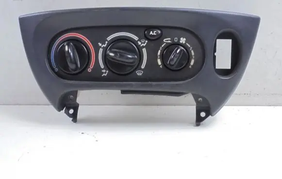 Renault Megane II Air conditioning/heating control unit 7701047248