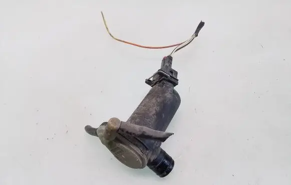 Ford Fusion Windscreen/windshield washer pump