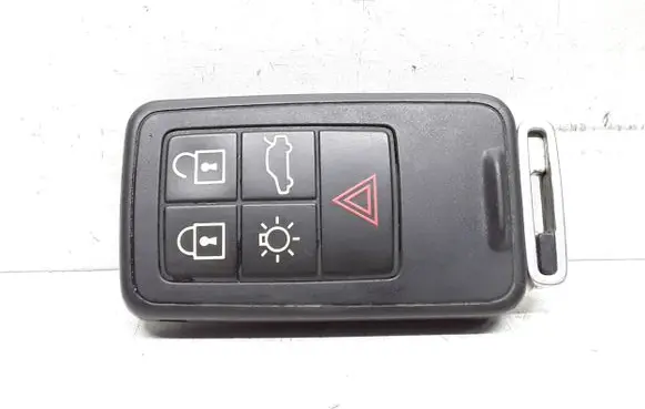 Volvo V60 Ignition key/card 8676873