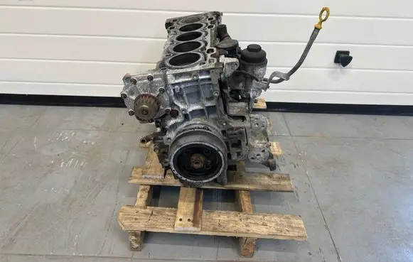 Volvo V40 Cross country Engine B5204T9