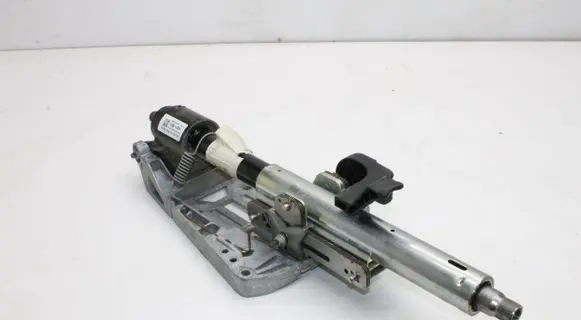 Mercedes-Benz E C207 W207 Steering rack mechanical part A2074600016