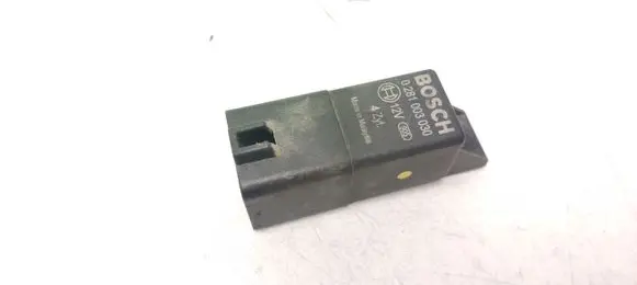 Honda Accord Glow plug pre-heat relay 0281003030