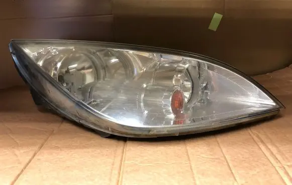 Mitsubishi Colt Headlight/headlamp