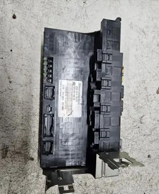Mercedes-Benz C W203 Fuse module 2035451801 5DK00848640