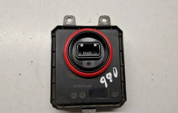 Mitsubishi Outlander Xenon control unit/module ECM92170E10
