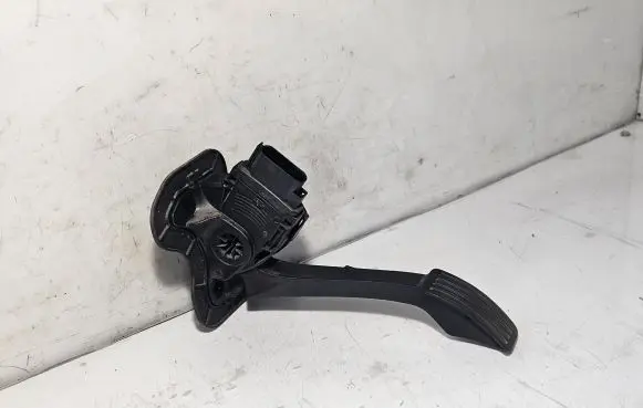 Ford Transit Accelerator throttle pedal 6C119F836CC