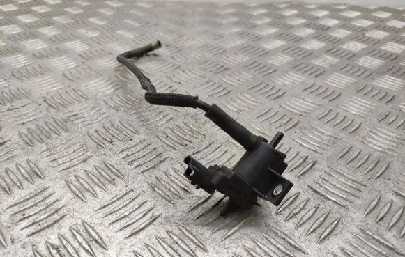 Citroen C4 Grand Picasso Turbo solenoid valve 9665558580