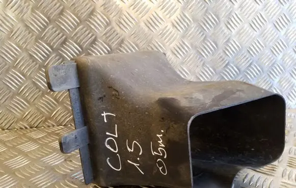 Mitsubishi Colt Intercooler air channel guide MN130243 MN130322
