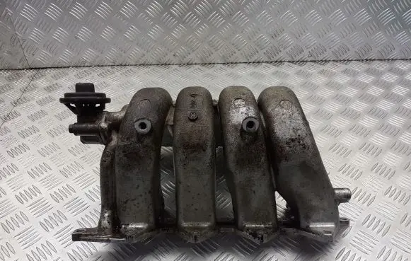 Mitsubishi Lancer Intake manifold