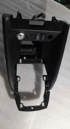 Nissan Leaf II (ZE1) Other center console (tunnel) element
