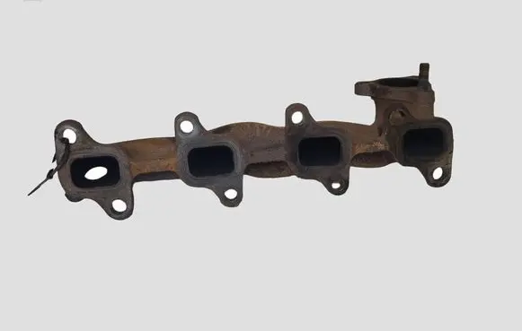 Toyota Avensis T270 Exhaust manifold 0P810