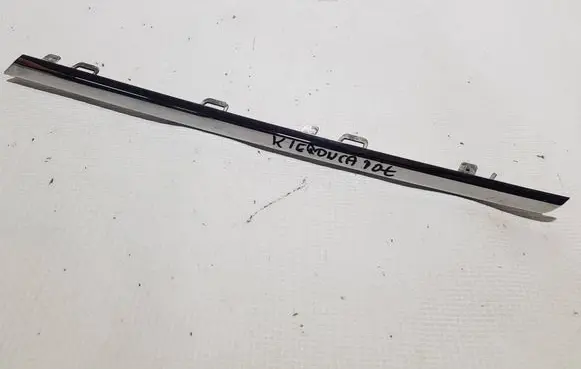 Mercedes-Benz CLS C218 X218 Front grill CHROMLISTWAX28