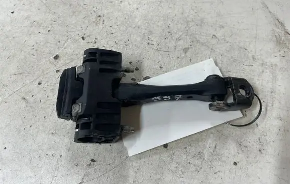 Peugeot 407 Front door check strap stopper