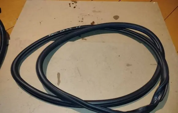 Audi A6 S6 C8 4K Front door rubber seal 4K0831721