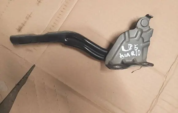 KIA Rio Engine bonnet/hood hinges