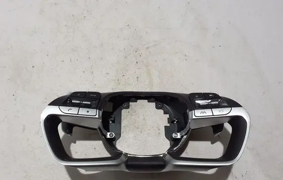Hyundai Tucson TL Steering wheel trim 96700N9870