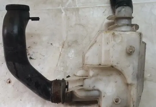 Intake resonator