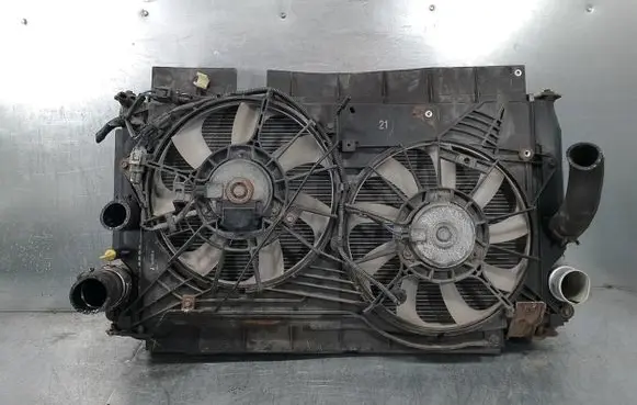 Toyota Verso Radiator set 422750-445