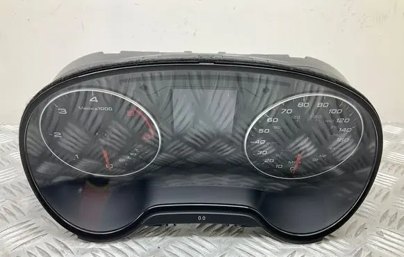 Speedometer (instrument cluster)