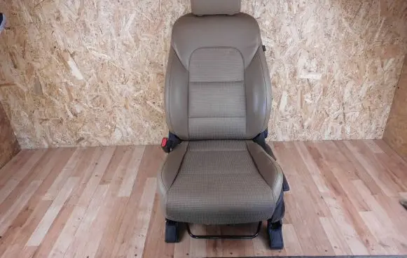 KIA Sportage Front driver seat 88160D9140