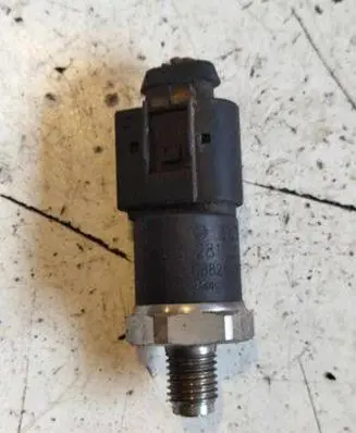 Fuel pressure sensor