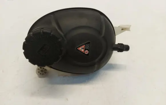 Mercedes-Benz EQC Coolant expansion tank/reservoir A2055000049JLK01