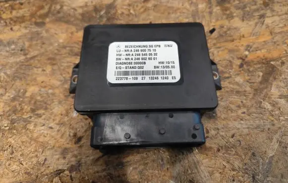 Mercedes-Benz ML W166 Hand brake control module A2465450532 A2469026001 A2469007510