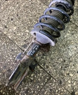Mercedes-Benz Vito Viano W638 Front shock absorber/damper