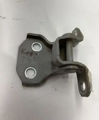 Subaru Outback (BS) Front door upper hinge