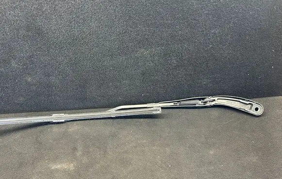 Mercedes-Benz C W205 Front wiper blade arm A2058203800