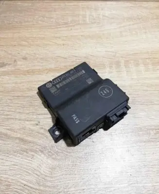 Audi A6 S6 C6 4F Gateway control module 4F0907468K