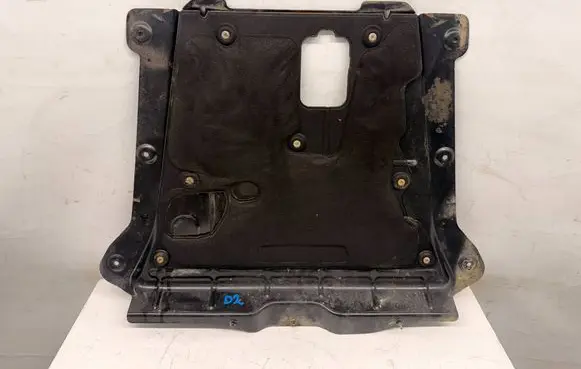 Dacia Duster II Engine splash shield/under tray D2OSLSIL1 758901685R