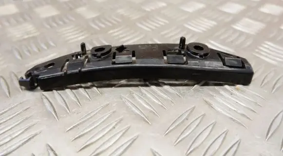 Tesla Model 3 Front bumper mounting bracket 108418200E