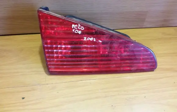 Peugeot 607 Tailgate rear/tail lights 2543