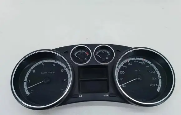 Peugeot 308 Speedometer (instrument cluster)